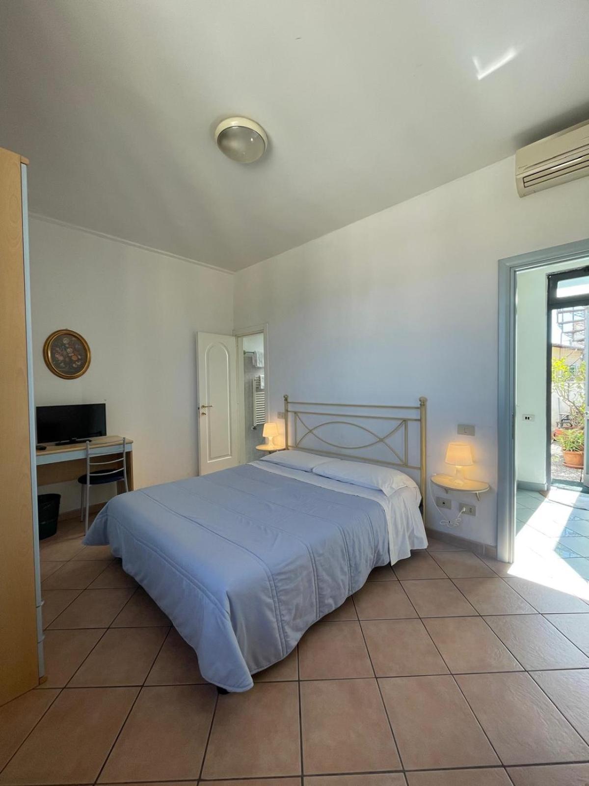 Hotel Girasole House Florencja Pokój zdjęcie