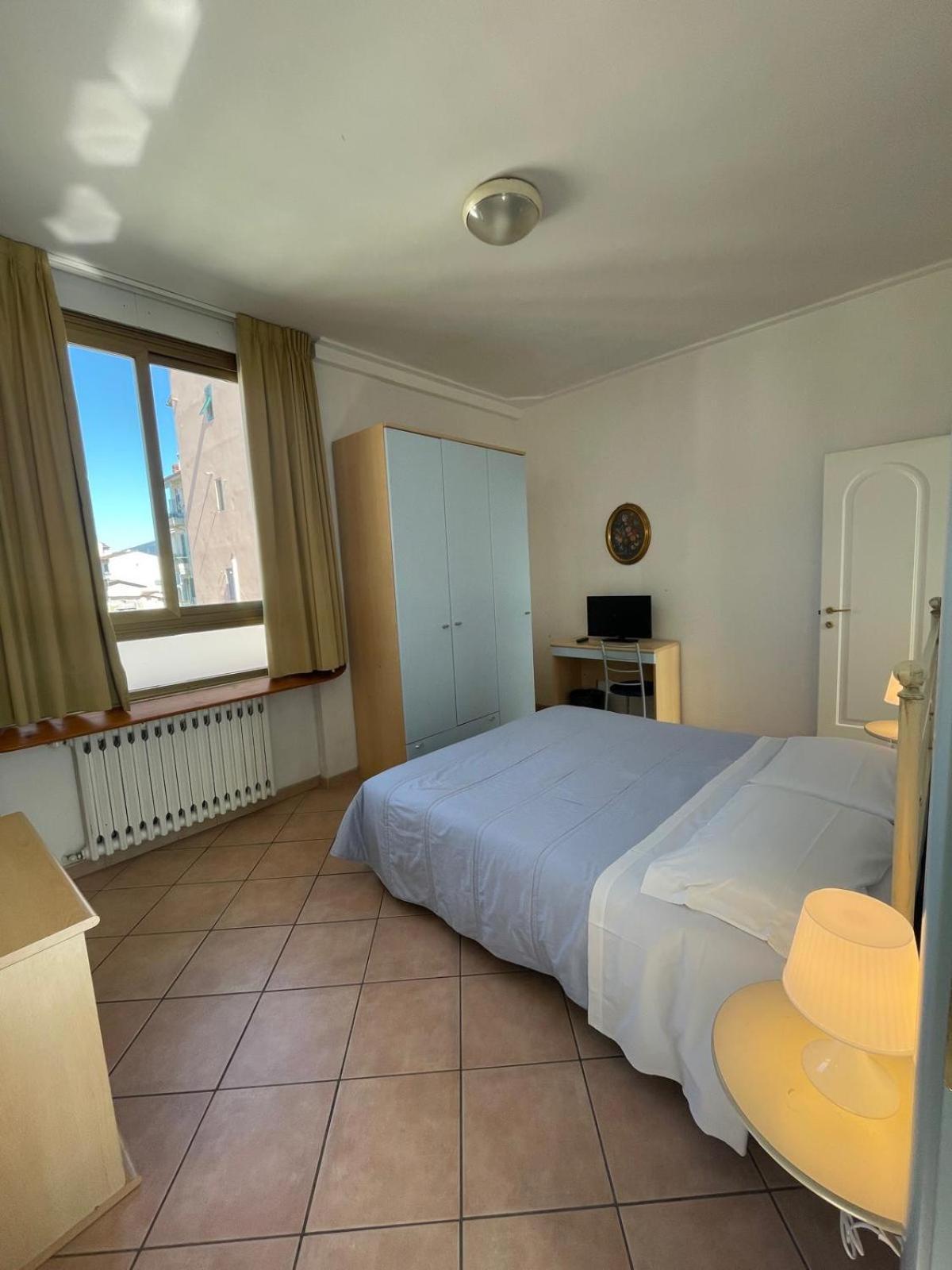 Hotel Girasole House Florencja Pokój zdjęcie